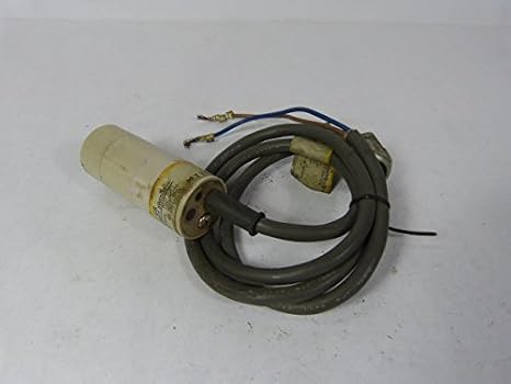 OMRON E2K-C25MY1-US 0.2/1.2 AMP, 100/240 VAC, CAPACITIVE, E2K Series, MOUNTING Style: Bracket, Proximity Switch, Sensing Distance: 3 MM to 25 MM