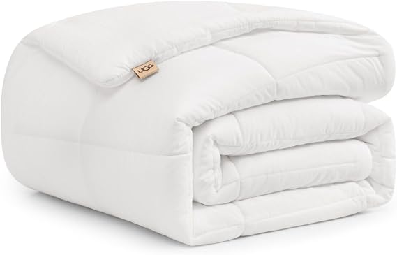 UGG Devon Queen Comforter, Quilted Duvet Insert Alternative, White | Fits Full and Queen Beds, Hypoallergenic Fill, Soft, Box Stitch Construction, Machine Washable, Guest Room Bedding, Easy Care