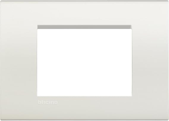 BTicino Livinglight 3 Modules Rectangular Plate, White, 1 Piece