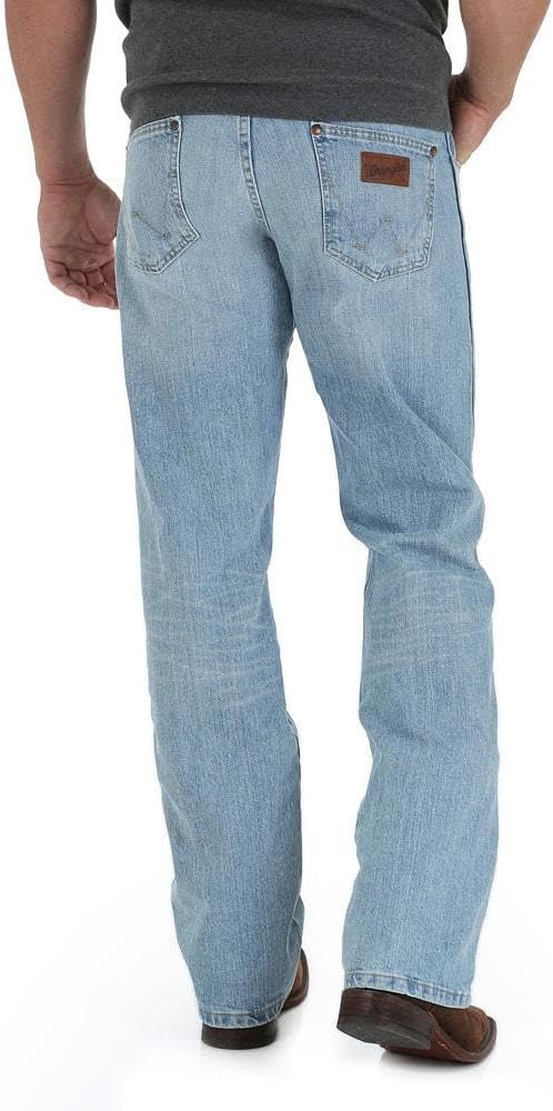 Wrangler Retro Crest Relaxed Boot Jeans