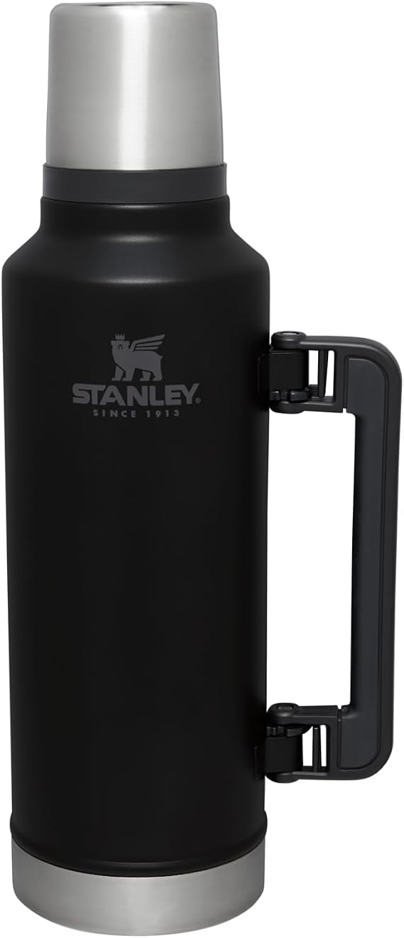 Stanley Classic Legendary Vacuum Bottle