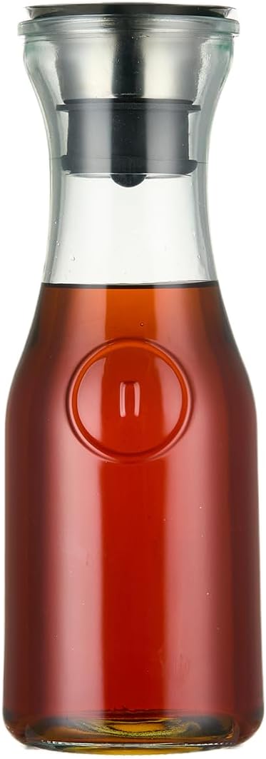 Karafu 33.8 Oz Glass Carafe with Auto Pour Lid, Iced Tea Coffee Pitcher | Soda-lime glass BPA-free, 1L fridge-door size, auto-open pour lid, stainless filter, dishwasher safe top rack, no-drip design