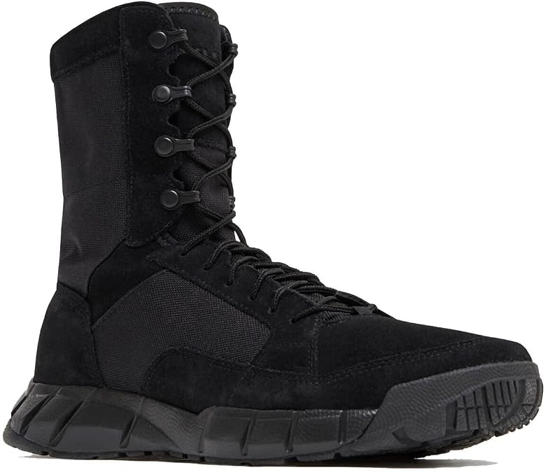 Oakley mens Coyote Boot