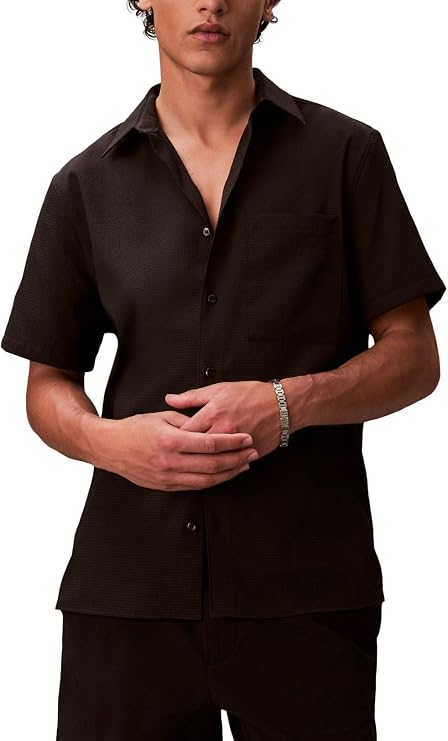 Calvin Klein Men's Short Sleeve Solid Seersucker Classic Shirt