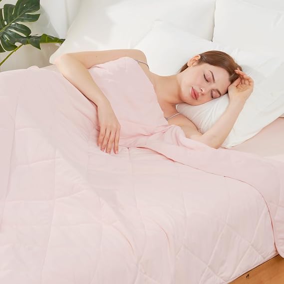 Cozy Bliss Cooling Throw Blanket for Hot Sleepers 50"x70", Q-Max 0.45 Cooling Comfort, Cold Blankets for Night Sweats Sleeping, Ultra-Cool Lightweight Breathable Summer Blanket for Couch Bed, Pink