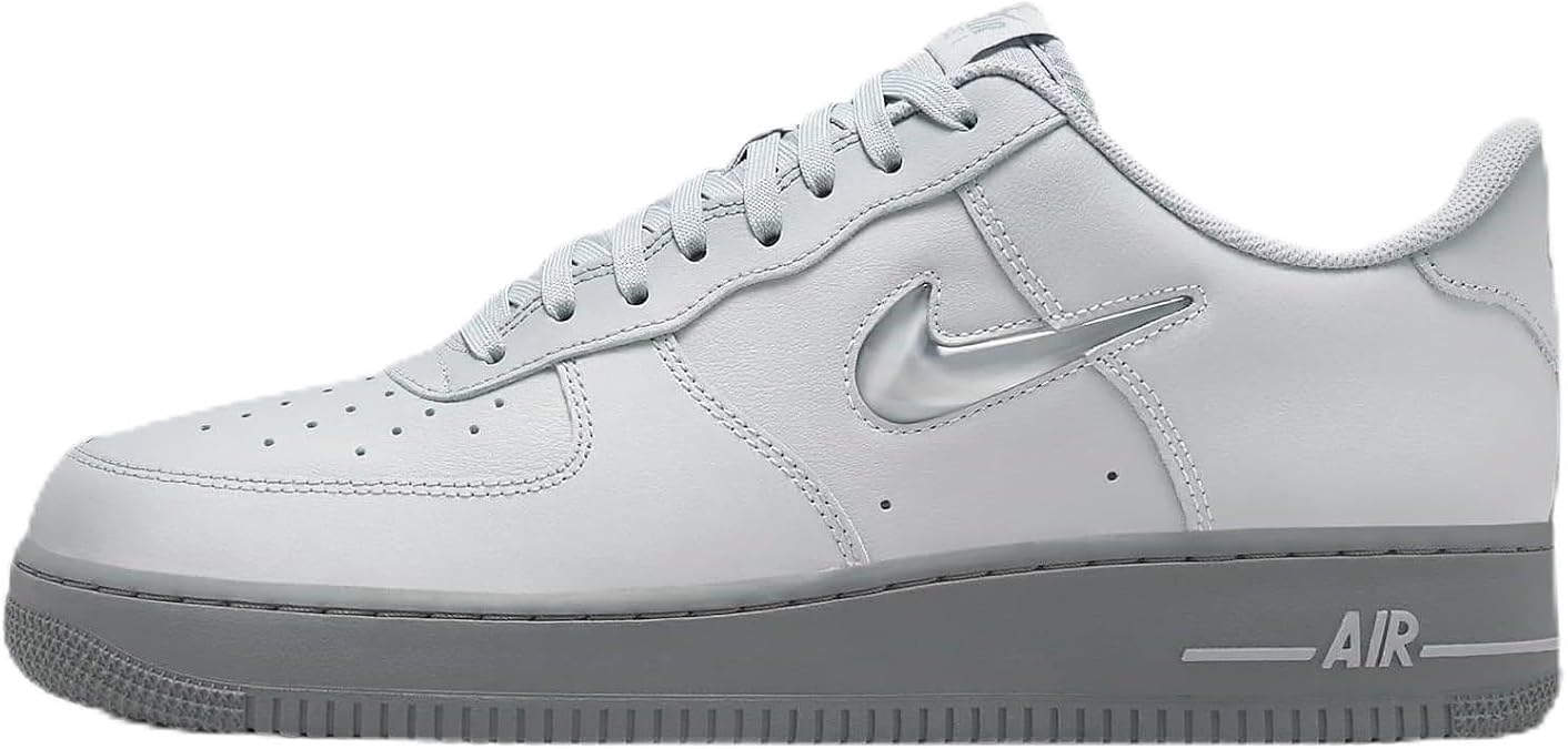 NIKE Men's Air Force 1 Sneaker