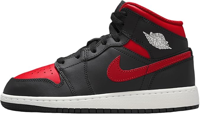 Air Jordan 1 Mid Gs 「ブラック/バーシティレッドサミットホワイト」