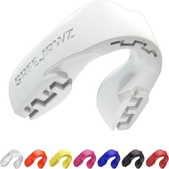 SAFEJAWZ Mouth Guard, Slim Fit Gum Shield for Adults & Juniors with Case, Easy Fit Remouldable Gumshield for Rugby, Boxing, MMA, Hockey, Karate & All Contact Sports Mouthguard