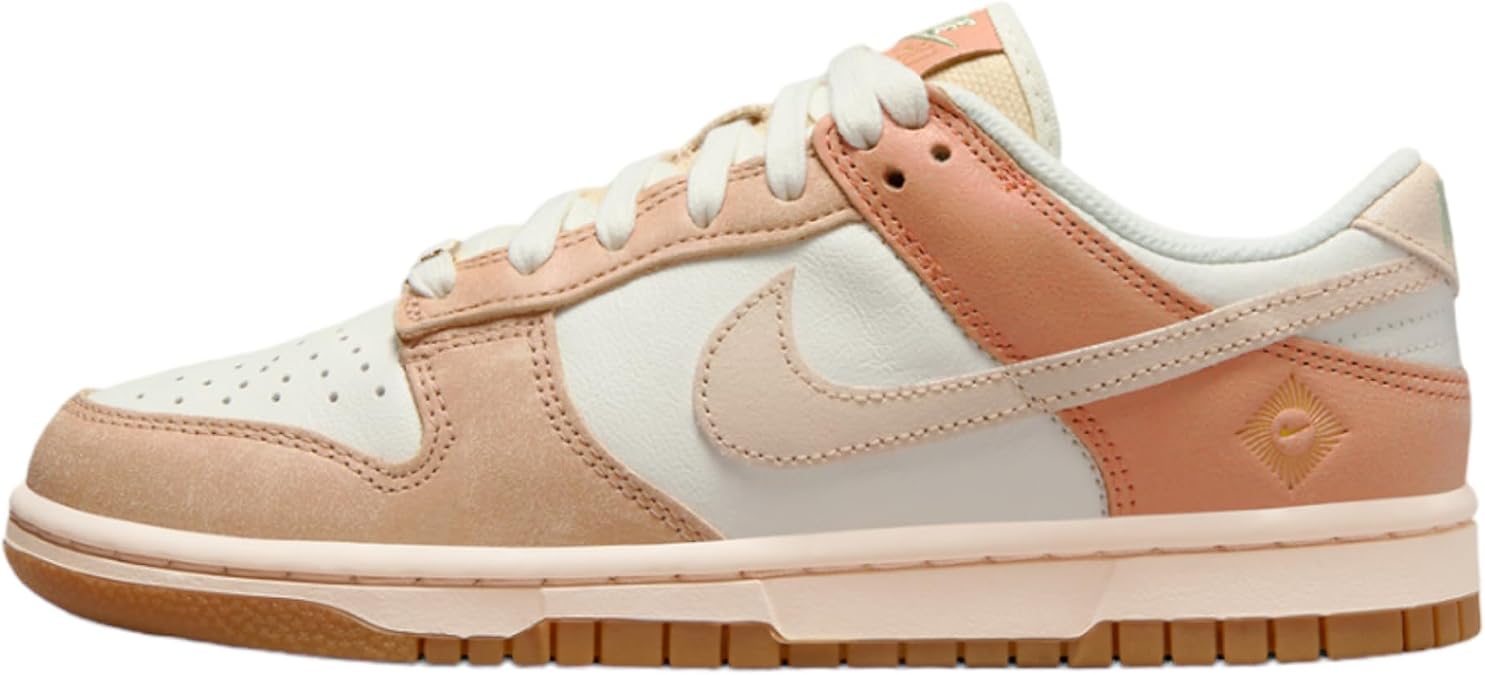 NIKE W Dunk Low, Women's Basketball Shoe