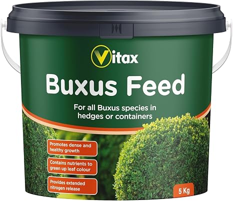 Vitax Buxus Feed 5kg | Specialist Fertilizer for Box Hedges & Containers | Extended Nitrogen Release for Vibrant Green Growth | Prevents Leaf Yellowing & Box Blight | Professional Topiary & Hedge Food