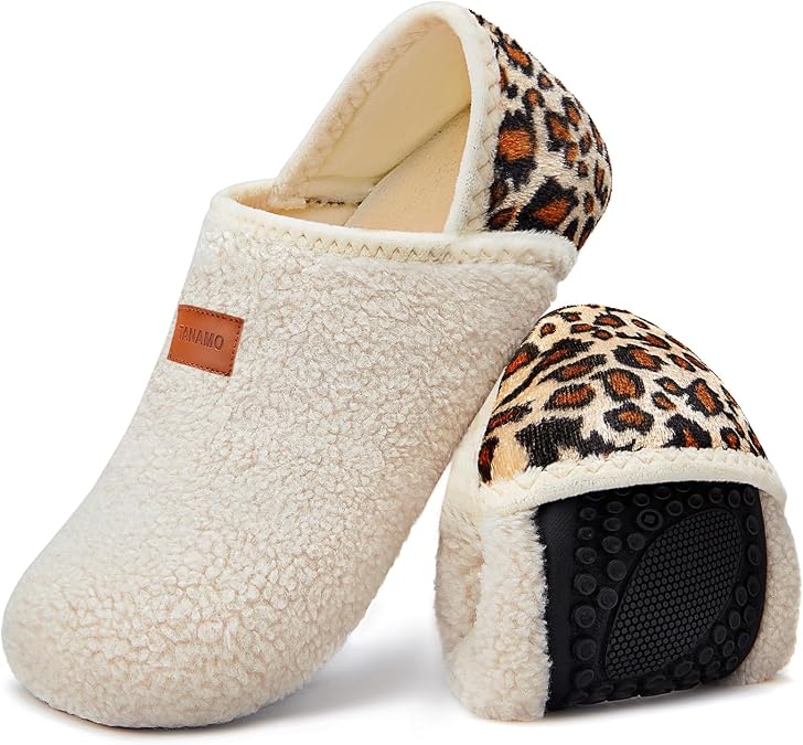 Tanamo House Slippers for Women Men Indoor Barefoot Slippers Socks Slip on House Shoes Cozy Comfy Slippers for Home Bedroom Travel Yoga