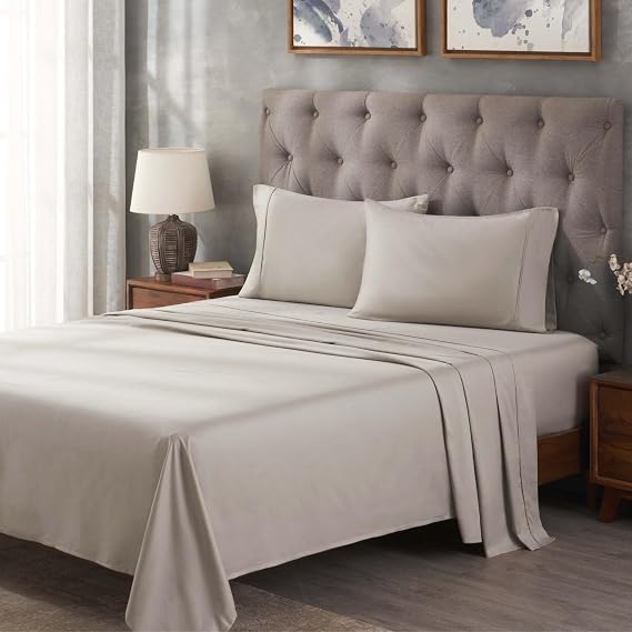 SUPERIOR Egyptian Cotton 300 Thread Count Bed Sheet Set, 1 Elastic Deep Pocket Fitted Sheet, 1 Flat Sheet, 2 Pillowcases, Daily Soft Sheets, Luxury, Plush, Home Essentials, King, Light Grey