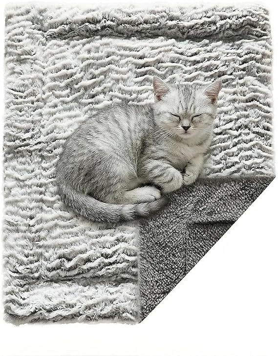 Self Heating Cat Bed, Self Heating Dog Mat, Heated Cat Blanket Washable Warming Pet Pad, Pet Self-warming Bed, Electric-Free Heated Mat Puppy Cushion Small Thermal Mattress Reversible 50x60 cm