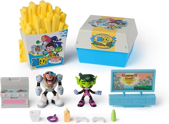 DC Comics Teen Titans Go Kitchen Chaos Playset with 2 Figures