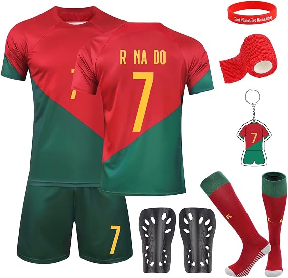 Football Kits for Kids, No.7 Soccer Jerseys Football Kits for Kids Boys Girls, Football Training Shirts Shorts Socks Guard Plate Keychain Bracelets and Bandages, Football Kit Gift