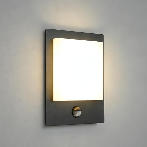 Aluminum Outdoor Wall Lights with Sensor 8.5 W Integrated LED Light 4000K IP44 Exterior PIR Outdoor Wall Light Black Die Cast Aluminum for Garden