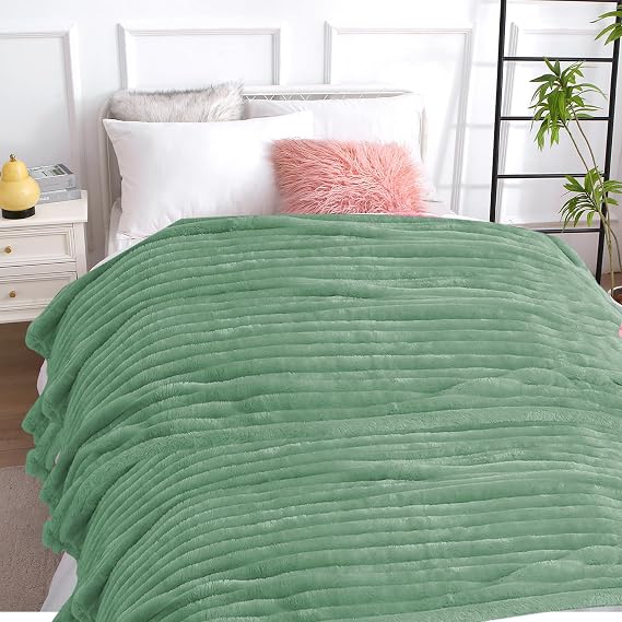 JML Fleece Blanket Twin Size, Super Soft Ribbed Striped Decorative Bed Blanket, Lightweight Throw for Sofa All Season Birthday Anniversary, 60x79 Inches, Green