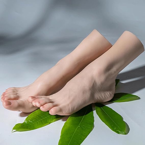 Silicone Feet Model, 1 Pair Realistic Fake Foot Lifesize Female Silicone Feet Mannequin with Vein and Skin Texture for Shoes Display ,1Pair,Bone