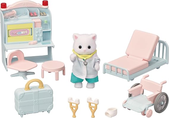 Sylvanian Families 5705 Landarzt Playset with Figure