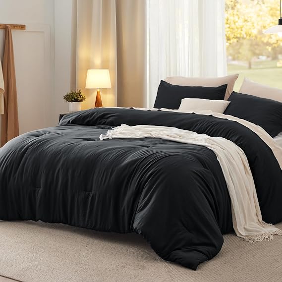 Bedsure King Comforter Set Prewashed Soft Bedding Set 3Pcs Black 104"x90"