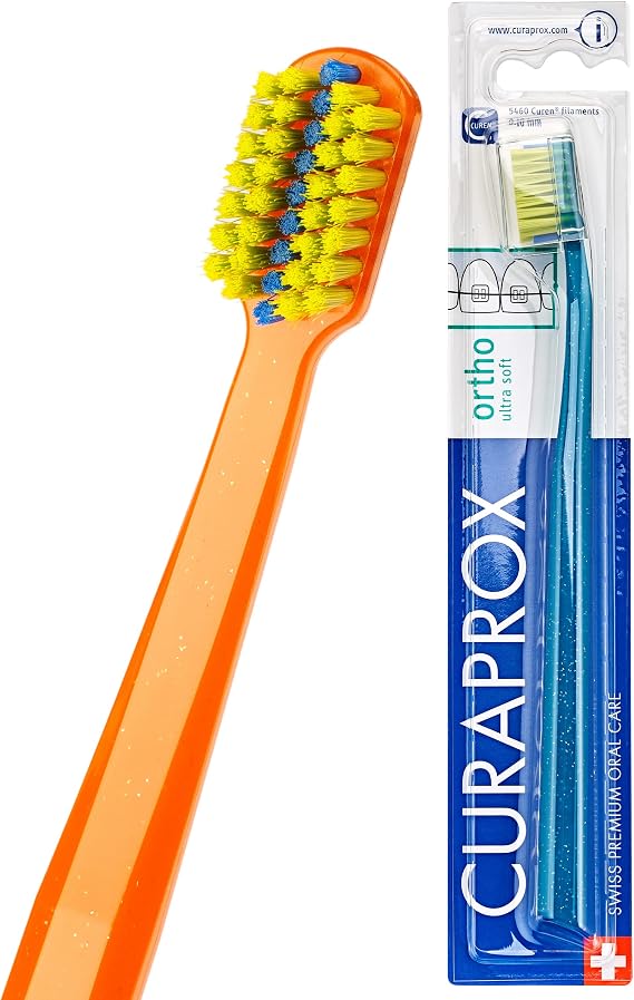 Curaprox Diş Fırçası Cs 5460 Ortho - 5460 Ultra Yumuşak Curen Kıllı Parantez için Özel Kesimli Manuel Diş Fırçası - Rastgele Renk