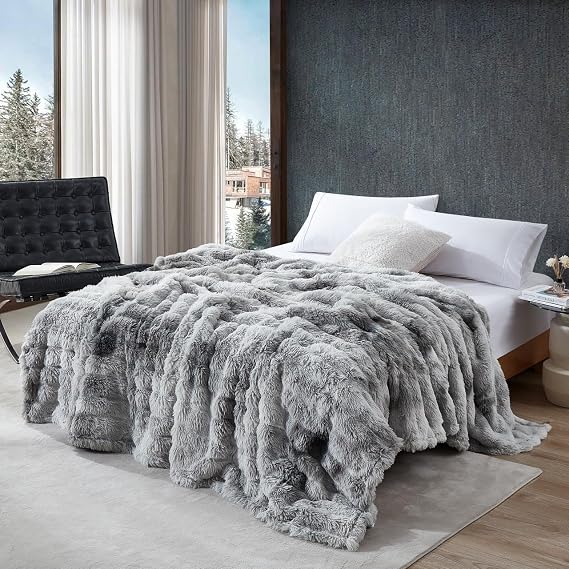 Coma Inducer Snowball Chunky Bunny Queen Blanket - Monsoon Gray