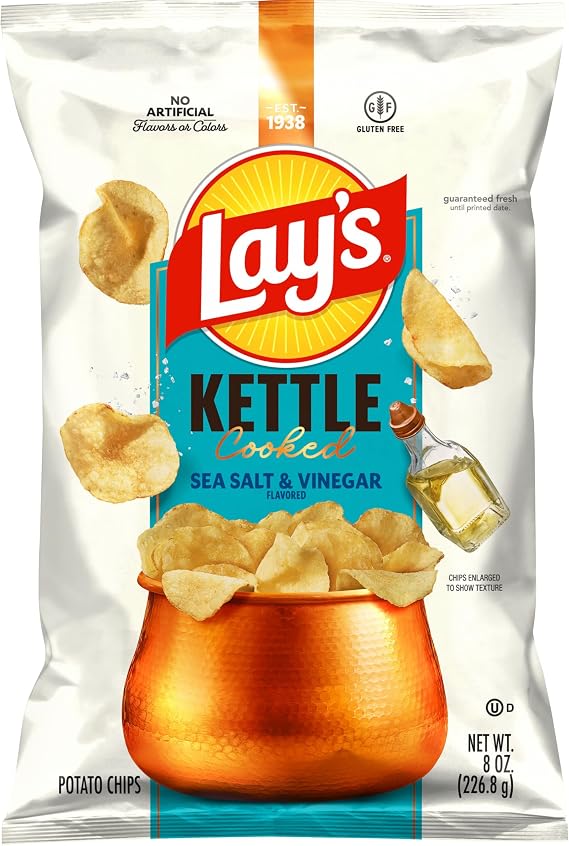 Lay's Kettle Cooked Sea Salt & Vinegar Flavored Potato Chips, 237 ml
