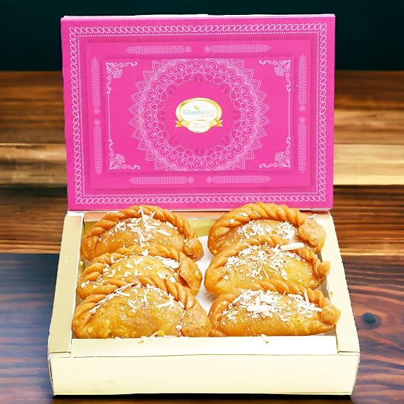 Ghasitaram Gifts Sugar-free Mawa Kesar Gujiya (200 gms)