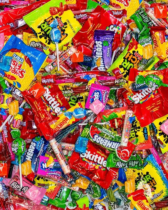 Candy Variety Pack 5 lb 250 Ct, Bulk Individually Wrapped Fun Size Candy | Chewy, Gummy, Hard and Lollipop Assortment for Pinata, Goodie Bags, Parade, Classroom Rewards, Birthday Parties
