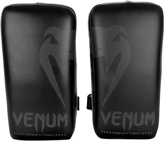 Venum Giant Kick Pads Pair