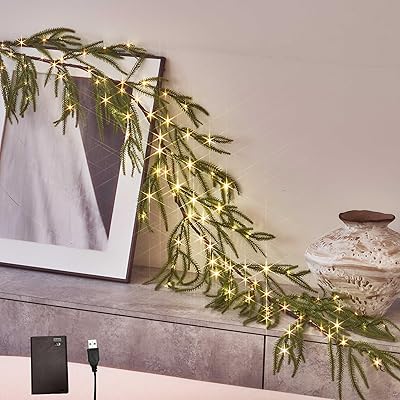 Hairui Lighted Norfolk Pine Garland 110 Fairy Lights with Timer, Garland with Lights 6FT USB Powered and Battery Operated for Mantle Fireplace Table Christmas Decoration